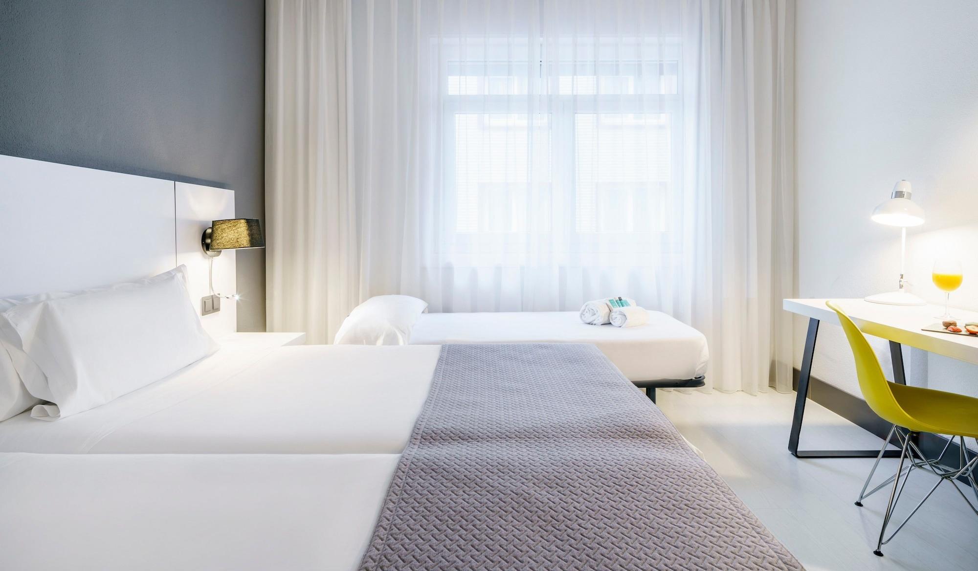 Hotel Ilunion Bilbao Buitenkant foto