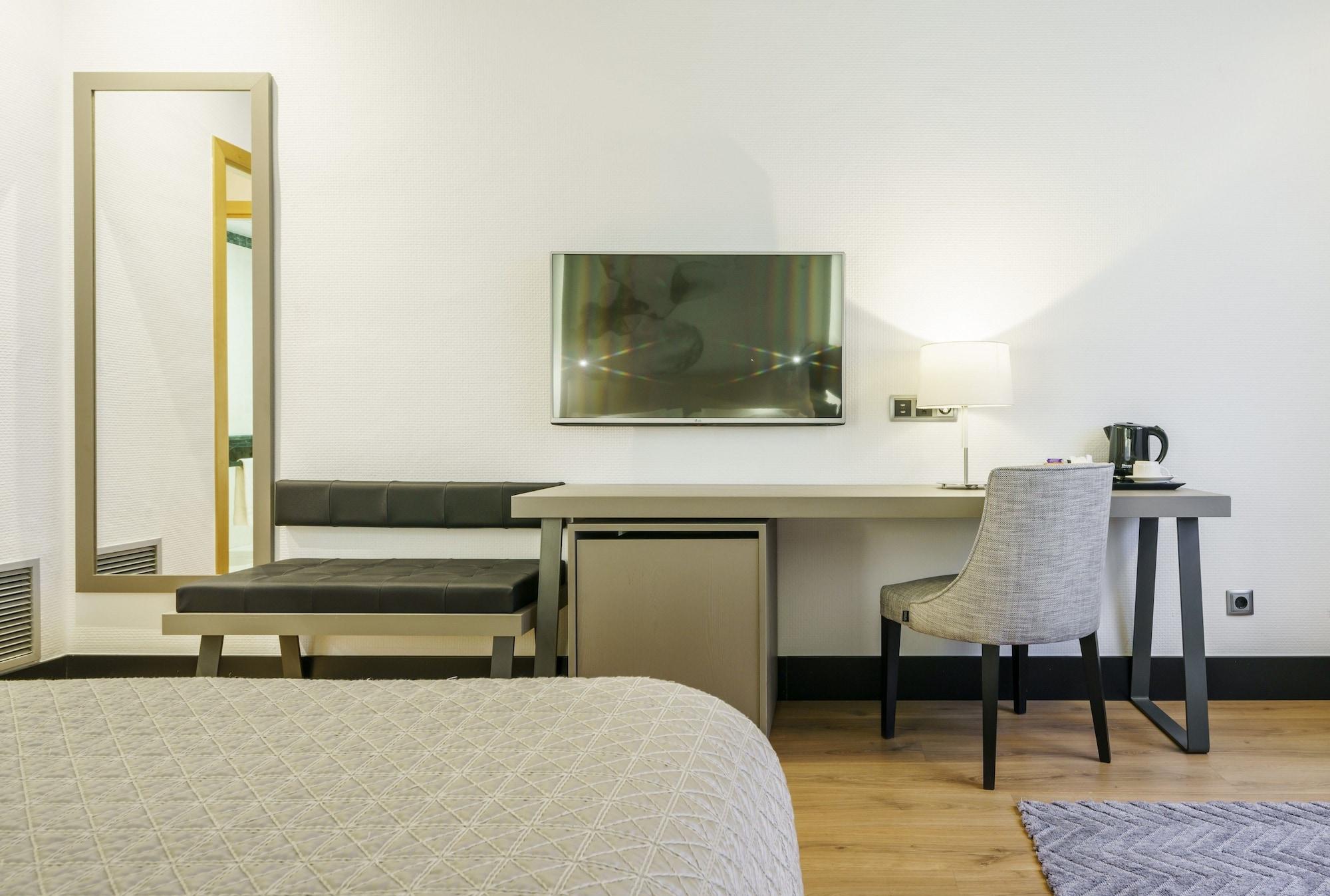 Hotel Ilunion Bilbao Buitenkant foto