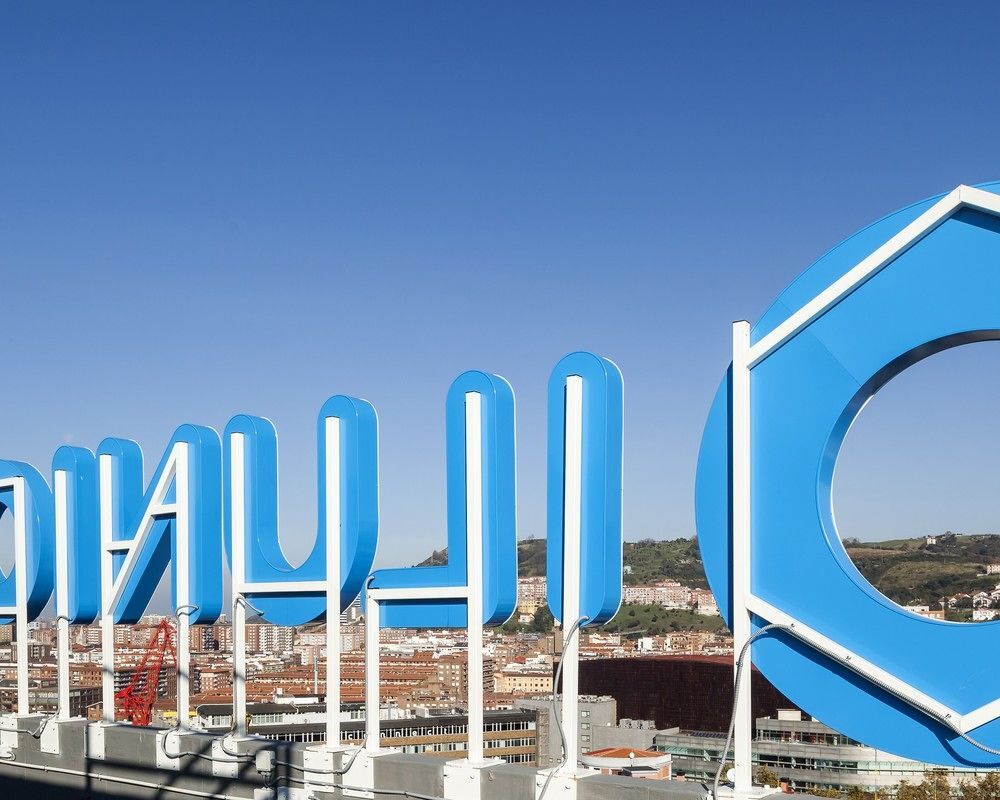 Hotel Ilunion Bilbao Buitenkant foto